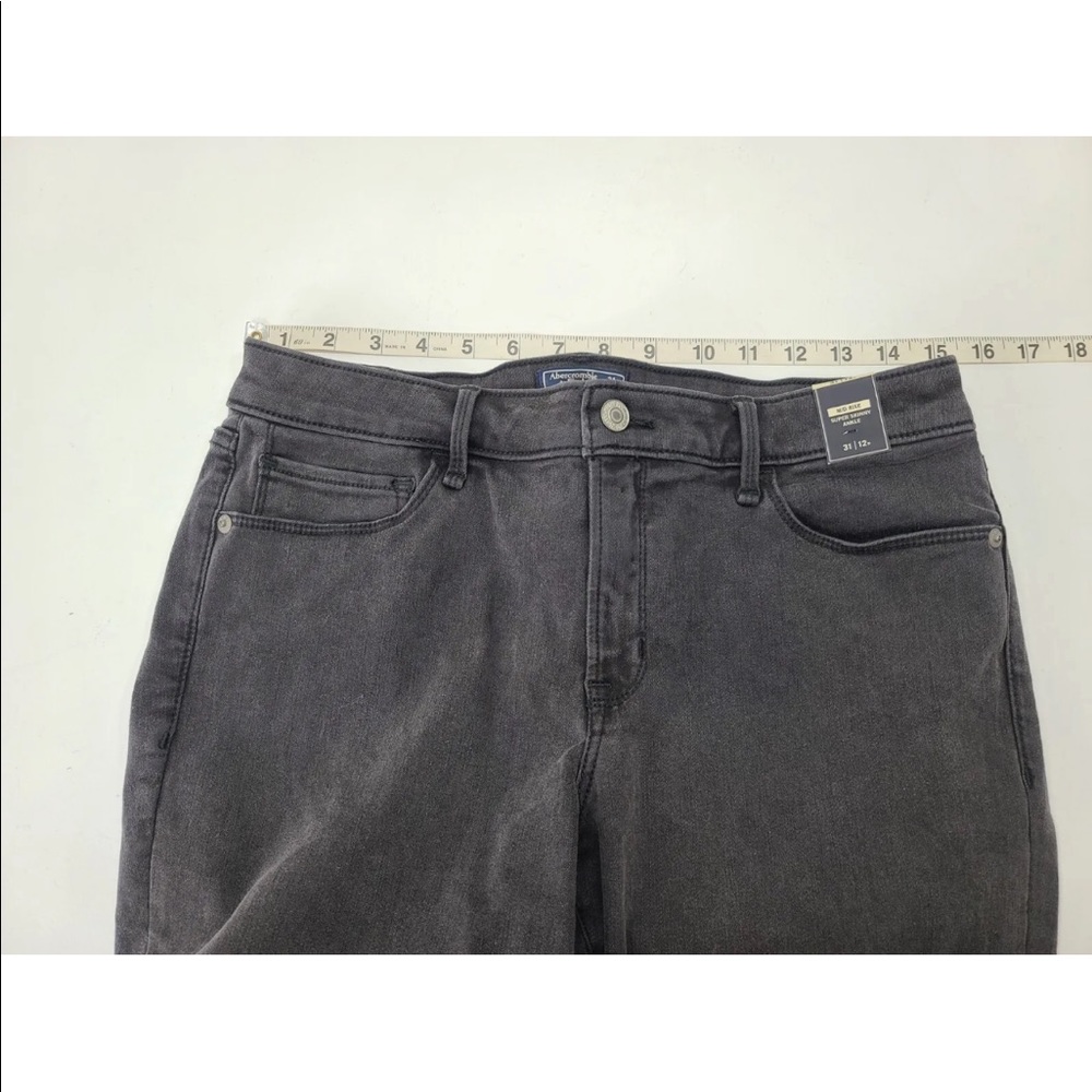 Abercrombie & Fitch Jeans Mid Rise Super Skinny Ankle Raw Hem Size 31/ 12 R NEW - Picture 8 of 10